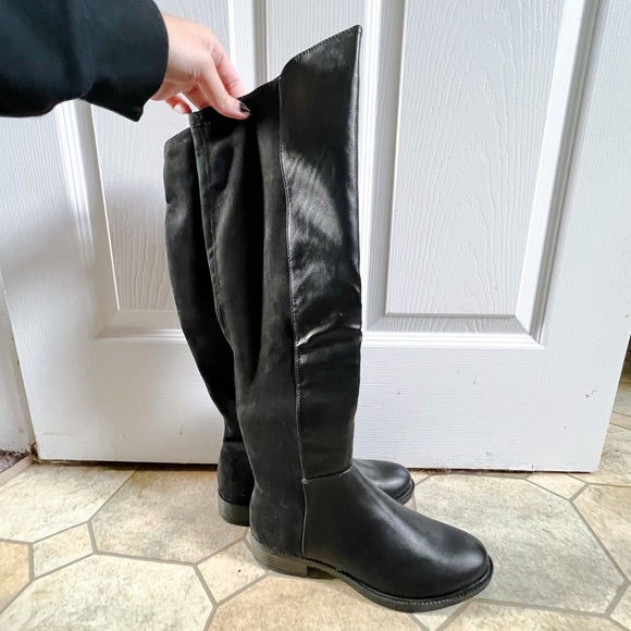 Le Chateau Faux Suede Leather Knee High Boots - Picture 5 of 7